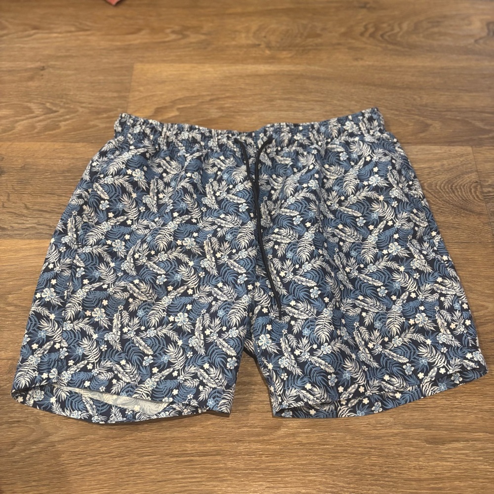 CONSTRUCT Blue Palm Floral Swim Trunks L Men Board Shorts Tropical Vacation